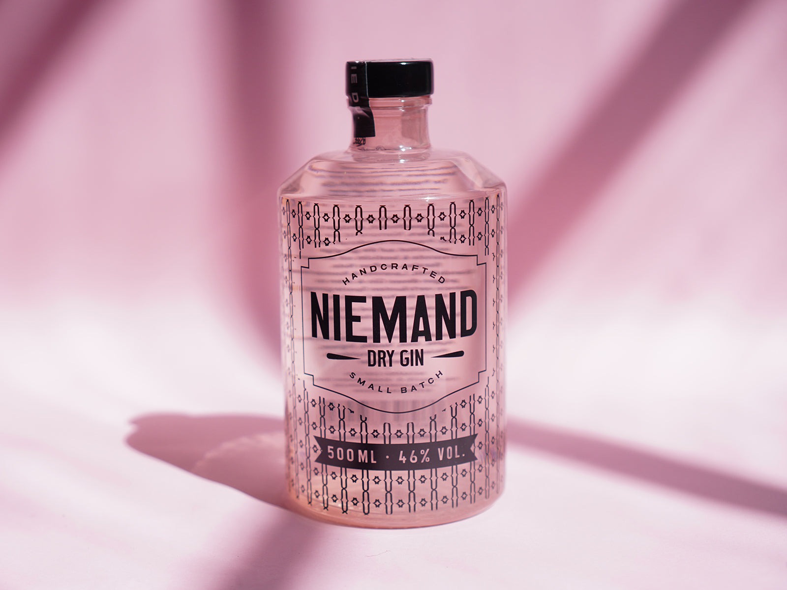 Niemand_Gin_1600x1201.jpg 12x NIEMAND DRY GIN 0.5 L - Image 1