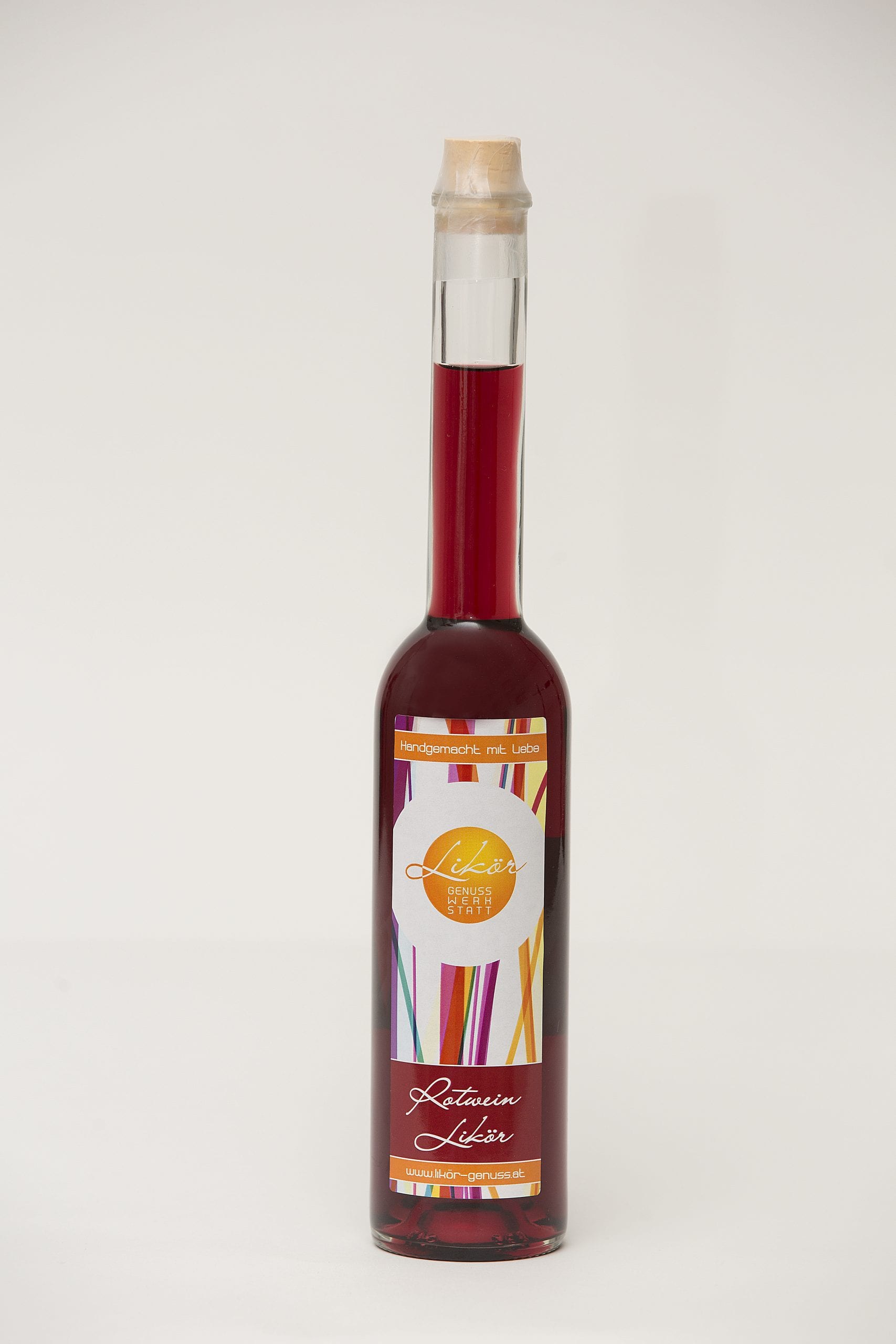 Rotwein-scaled-1.jpg Rotweinlikör – Bild 1